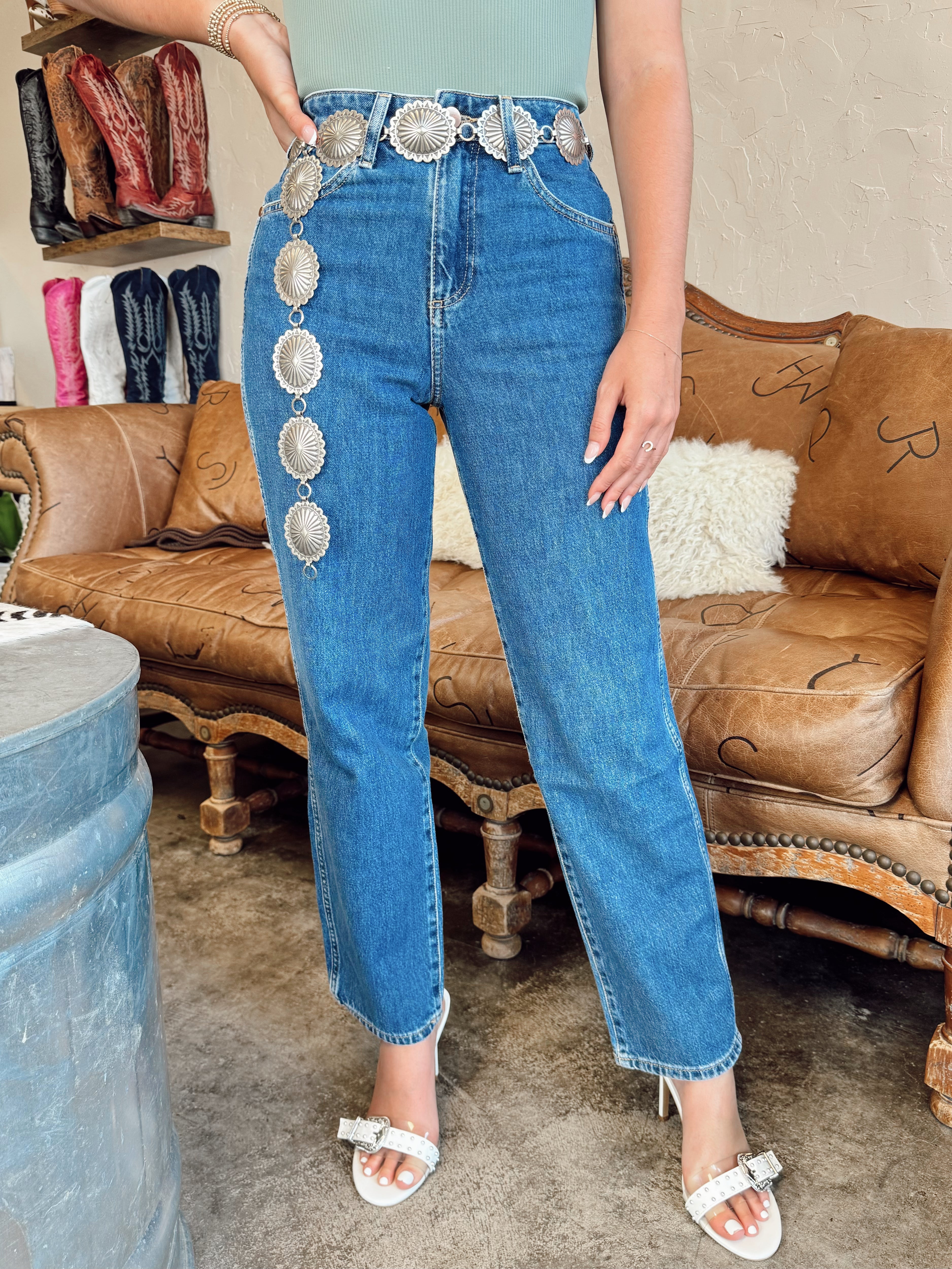 The Wrangler Mom Winter Hue Jeans- 28